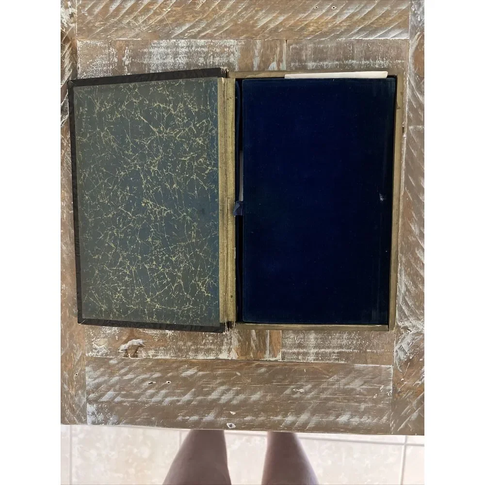 Vintage Bausch & Lomb USA Glasses Book‎ Type Storage Case